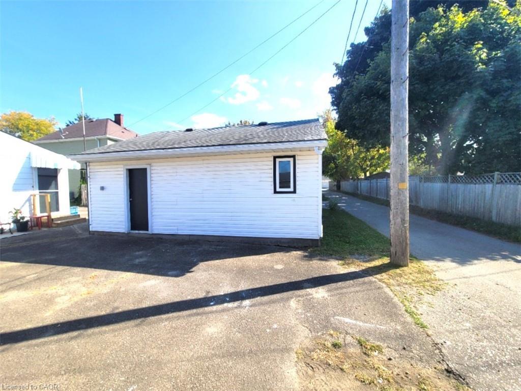 146 Whitley Street, Cambridge, ON - Outdoor