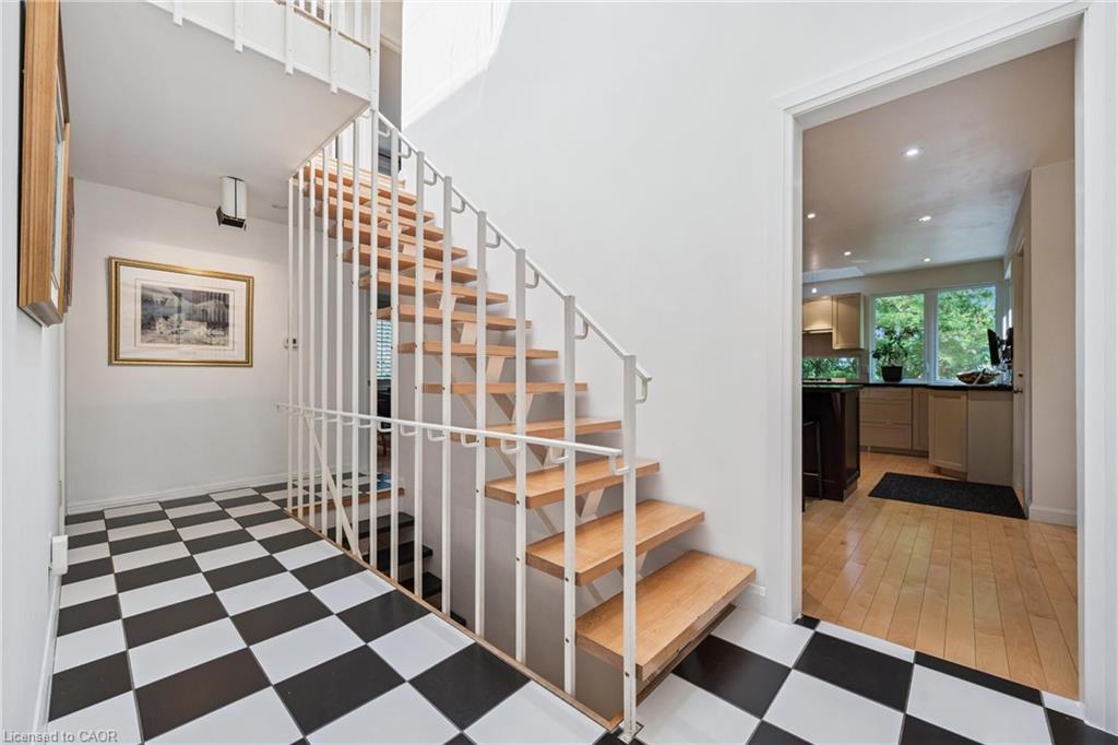 348 Browning Place, Waterloo, ON - Indoor Photo Showing Other Room