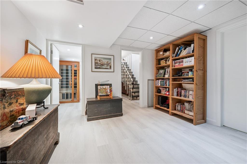 348 Browning Place, Waterloo, ON - Indoor