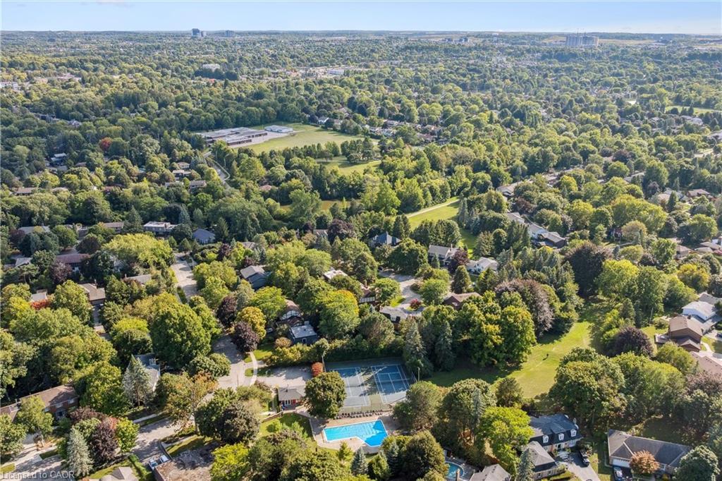 348 Browning Place, Waterloo, ON - Outdoor With View