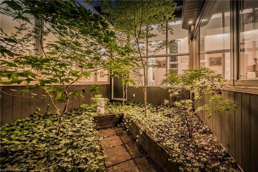 348 Browning Place, Waterloo, ON - Outdoor