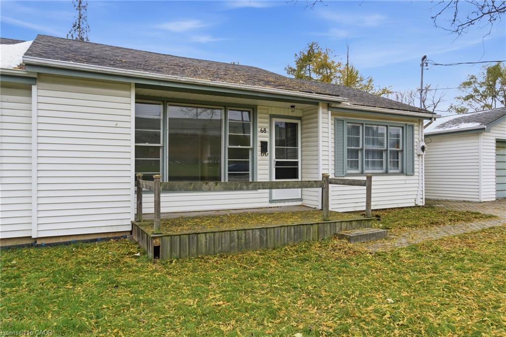 68 Atkinson Boulevard, Dundas, ON - Outdoor