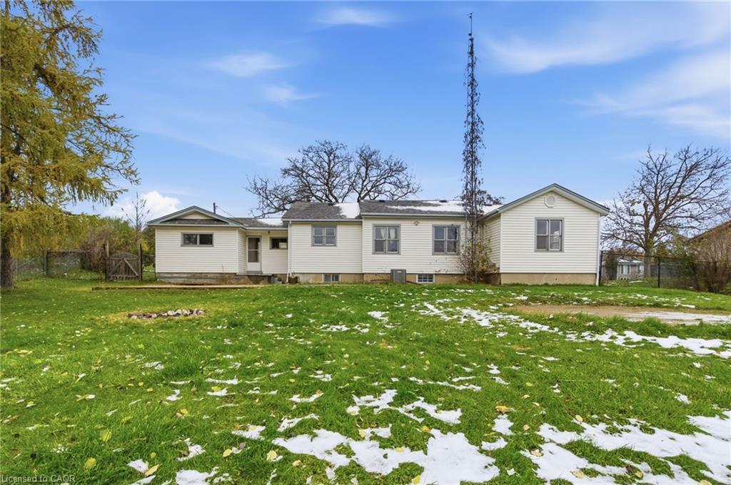 68 Atkinson Boulevard, Dundas, ON - Outdoor