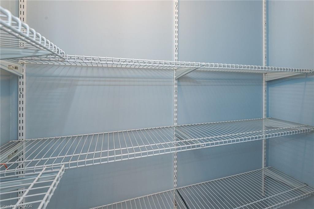 79-6797 Formentera Avenue, Mississauga, ON - Indoor With Storage