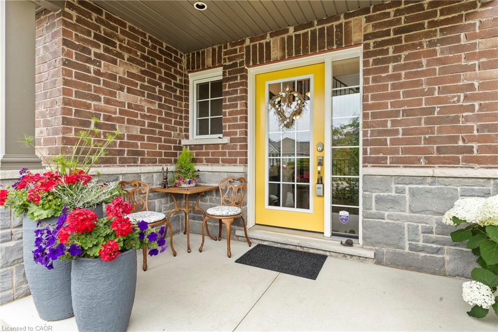 5799 Osprey Avenue, Niagara Falls, ON - Outdoor With Deck Patio Veranda With Exterior