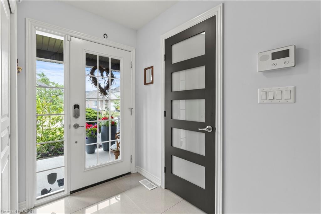 5799 Osprey Avenue, Niagara Falls, ON - Indoor Photo Showing Other Room