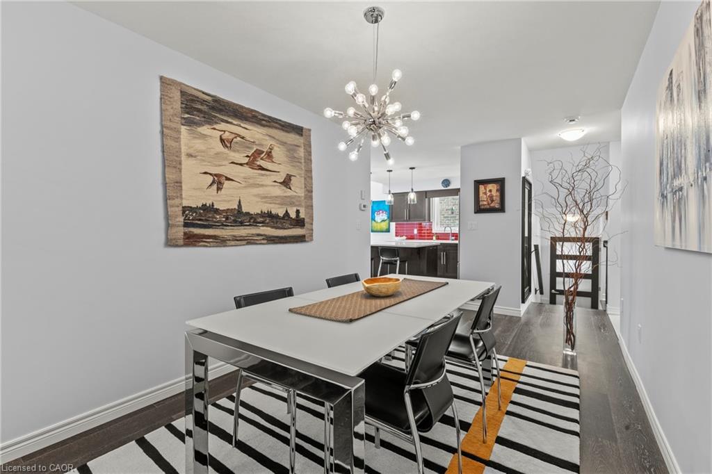 5799 Osprey Avenue, Niagara Falls, ON - Indoor Photo Showing Dining Room