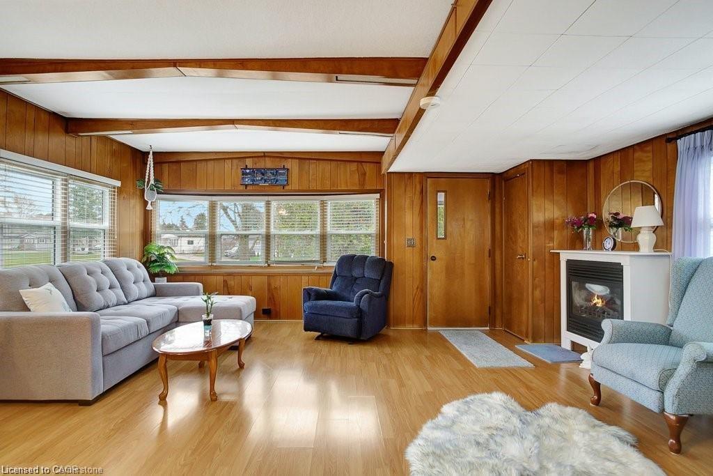 12 Macpherson Crescent, Flamborough, ON - Indoor Photo Showing Living Room With Fireplace