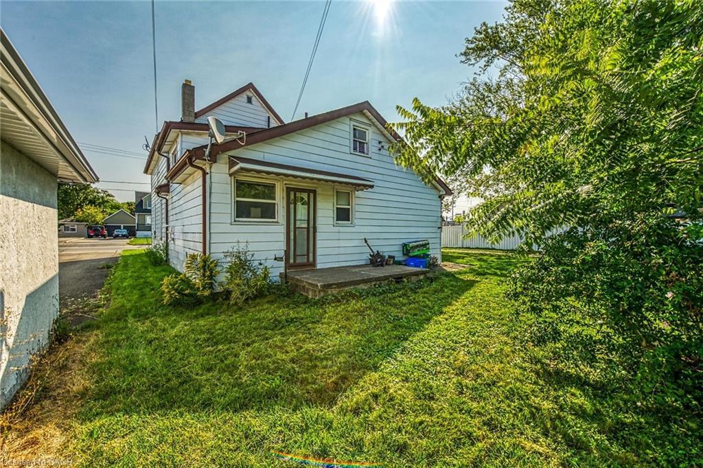 526 Steele Street, Port Colborne, ON - Outdoor