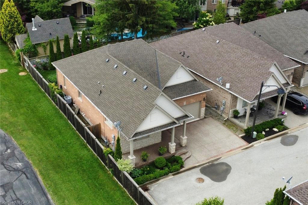 4-288 Main Street E, Grimsby, ON - Outdoor