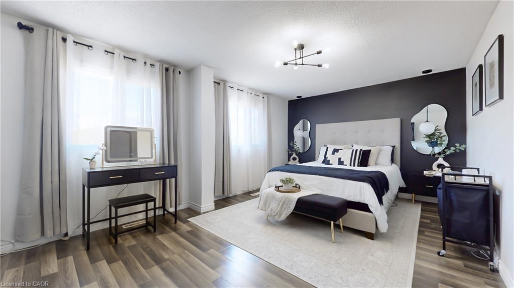 32-52 Adelaide Street, Barrie, ON - Indoor Photo Showing Bedroom