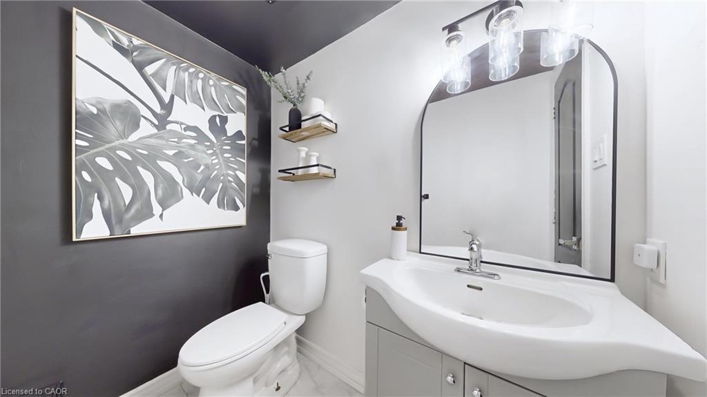 32-52 Adelaide Street, Barrie, ON - Indoor Photo Showing Bathroom