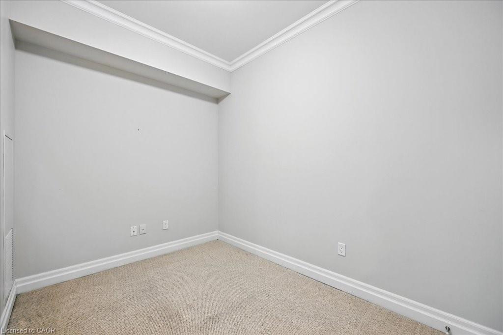 607-3290 New Street, Burlington, ON - Indoor Photo Showing Other Room