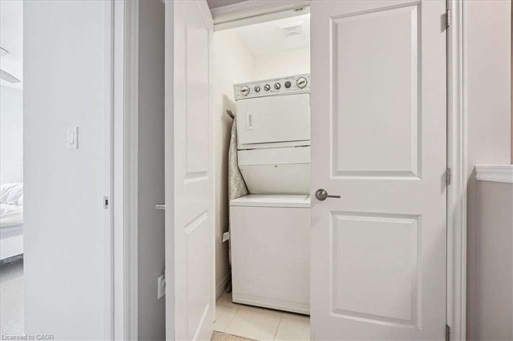 69-6 Chestnut Drive, Grimsby, ON - Indoor Photo Showing Laundry Room