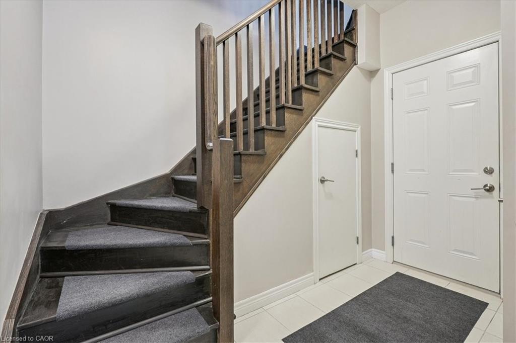 69-6 Chestnut Drive, Grimsby, ON - Indoor Photo Showing Other Room