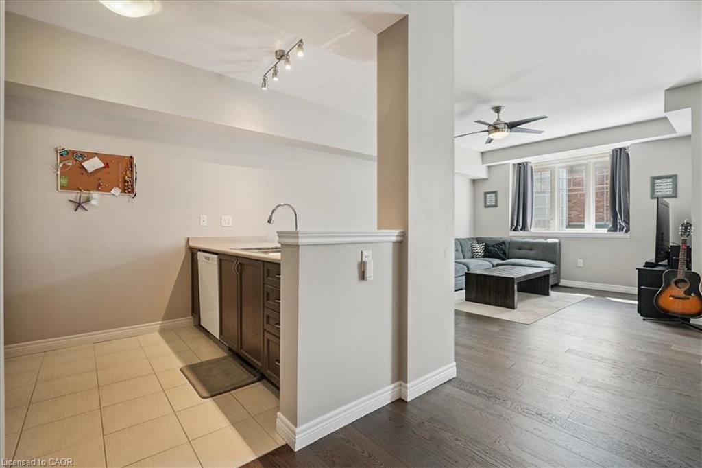 69-6 Chestnut Drive, Grimsby, ON - Indoor