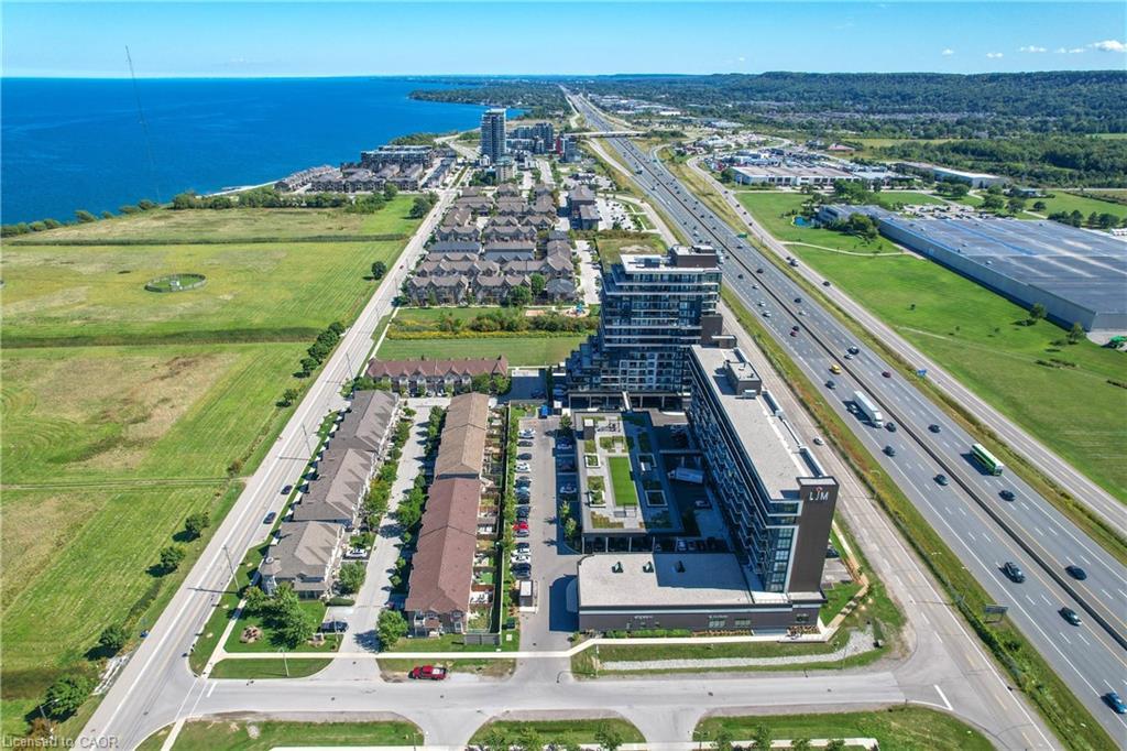 304-560 North Service Road, Grimsby, ON - Outdoor With View