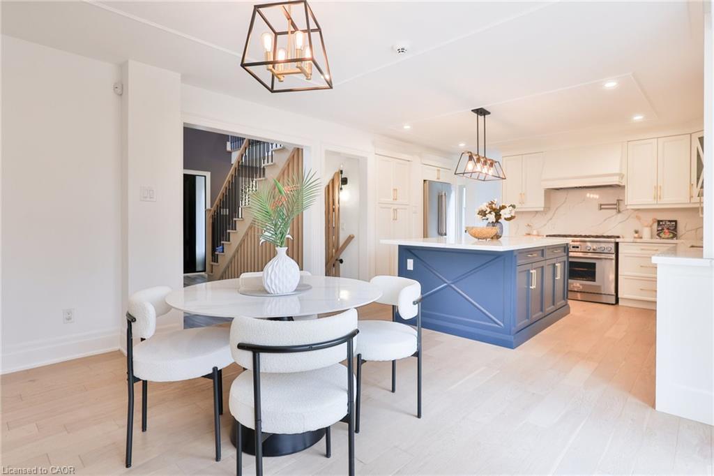 2309 Dunedin Road, Oakville, ON - Indoor