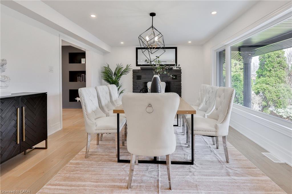 2309 Dunedin Road, Oakville, ON - Indoor Photo Showing Dining Room