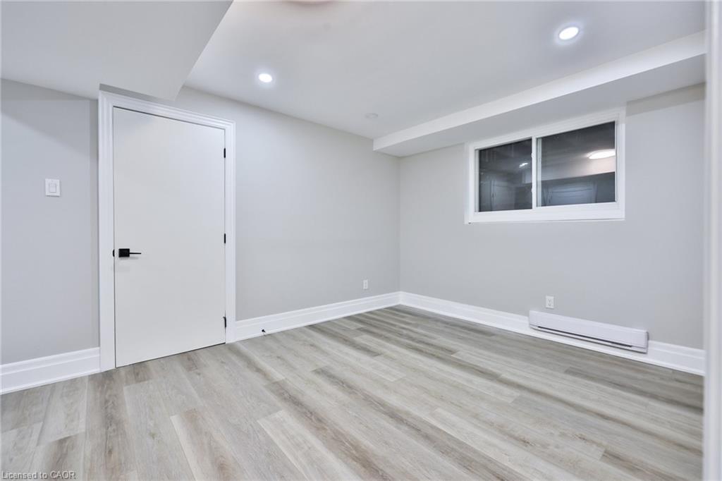 2309 Dunedin Road, Oakville, ON - Indoor Photo Showing Other Room