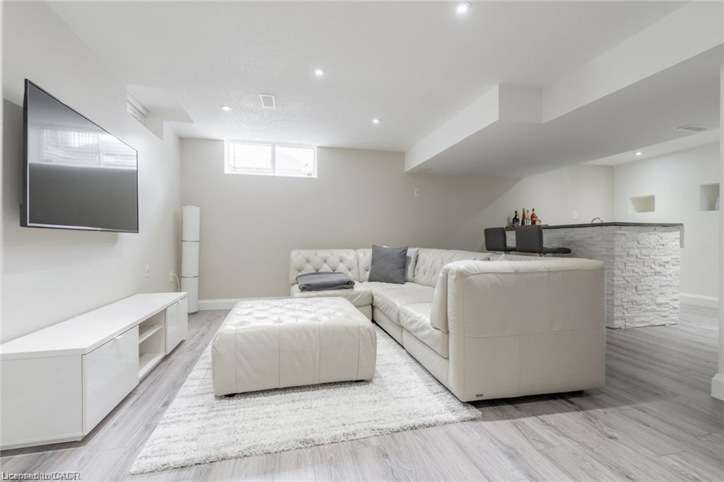 89 Keystone Crescent, Stoney Creek, ON - Indoor Photo Showing Basement