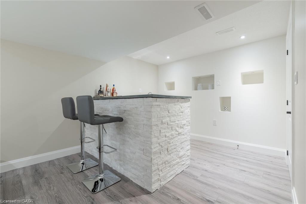 89 Keystone Crescent, Stoney Creek, ON - Indoor Photo Showing Other Room