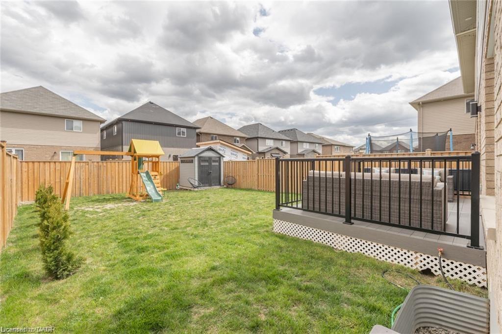 89 Keystone Crescent, Stoney Creek, ON - Outdoor With Deck Patio Veranda