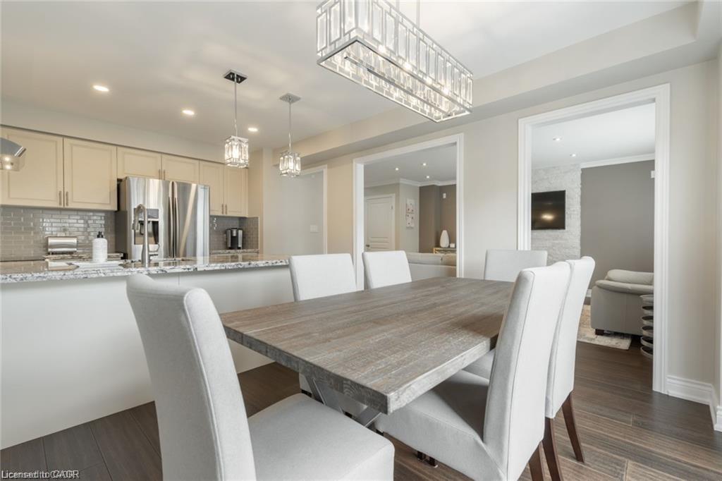 89 Keystone Crescent, Stoney Creek, ON - Indoor Photo Showing Dining Room