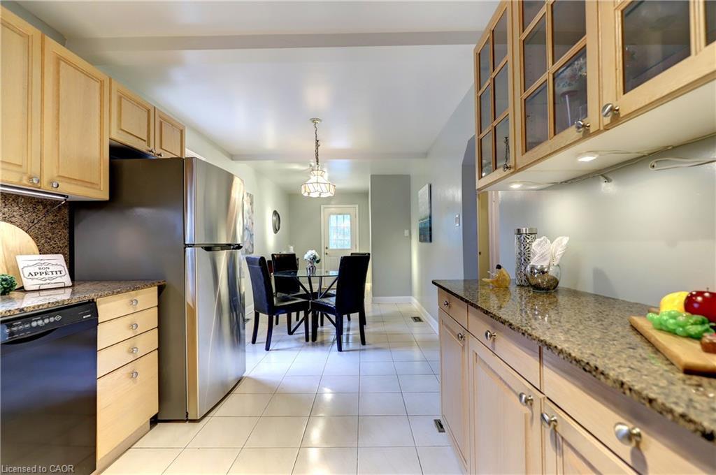 56 Cynthia Road, Toronto, ON - Indoor Photo Showing Kitchen