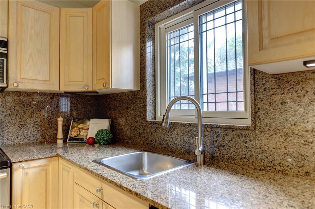 56 Cynthia Road, Toronto, ON - Indoor Photo Showing Kitchen