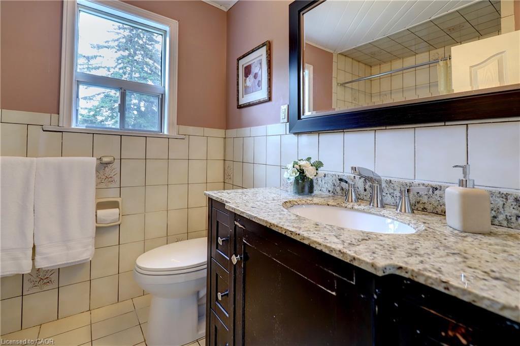 56 Cynthia Road, Toronto, ON - Indoor Photo Showing Bathroom