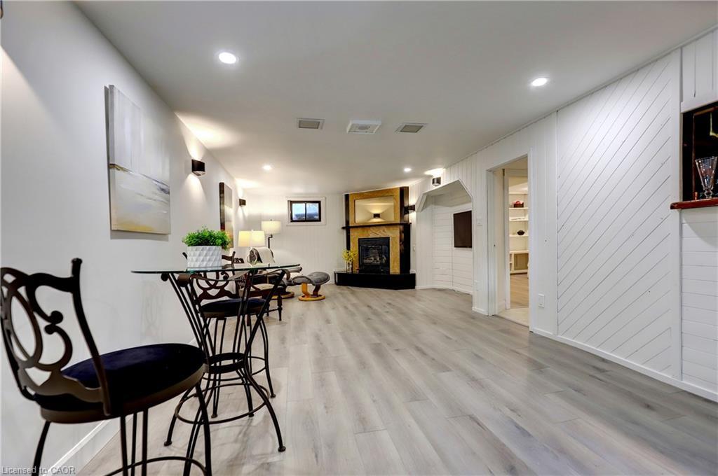 56 Cynthia Road, Toronto, ON - Indoor Photo Showing Other Room