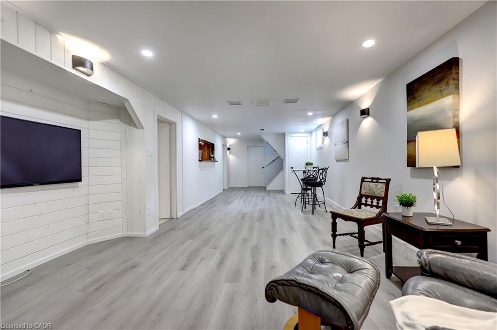 56 Cynthia Road, Toronto, ON - Indoor Photo Showing Other Room