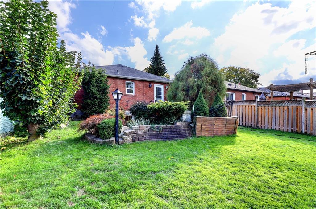 56 Cynthia Road, Toronto, ON - Outdoor