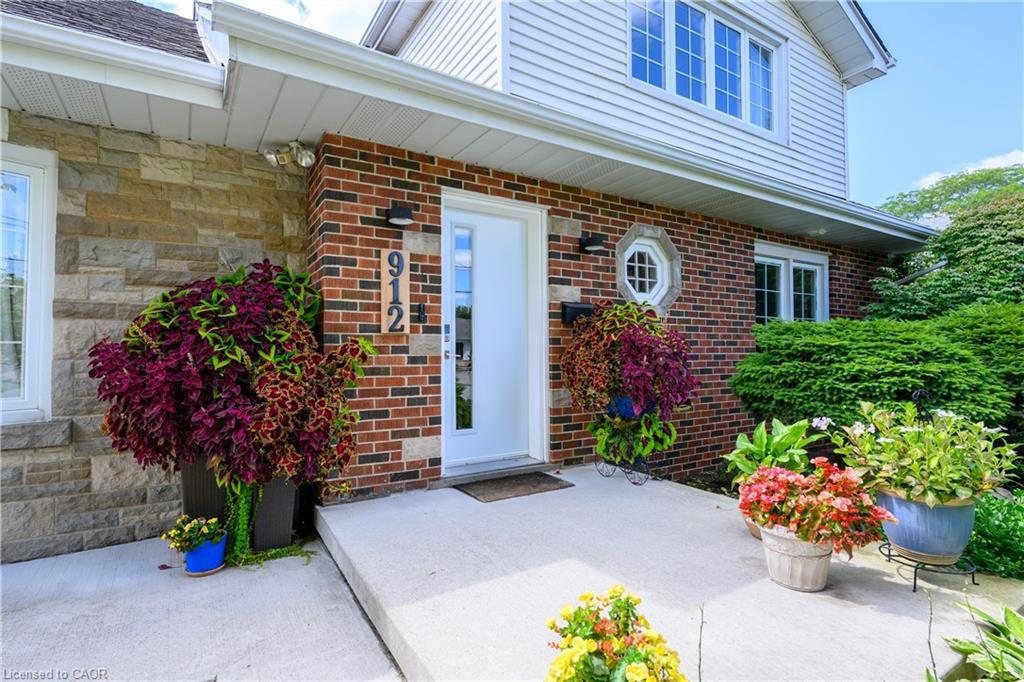 912 Boothman Avenue, Burlington, ON - Outdoor