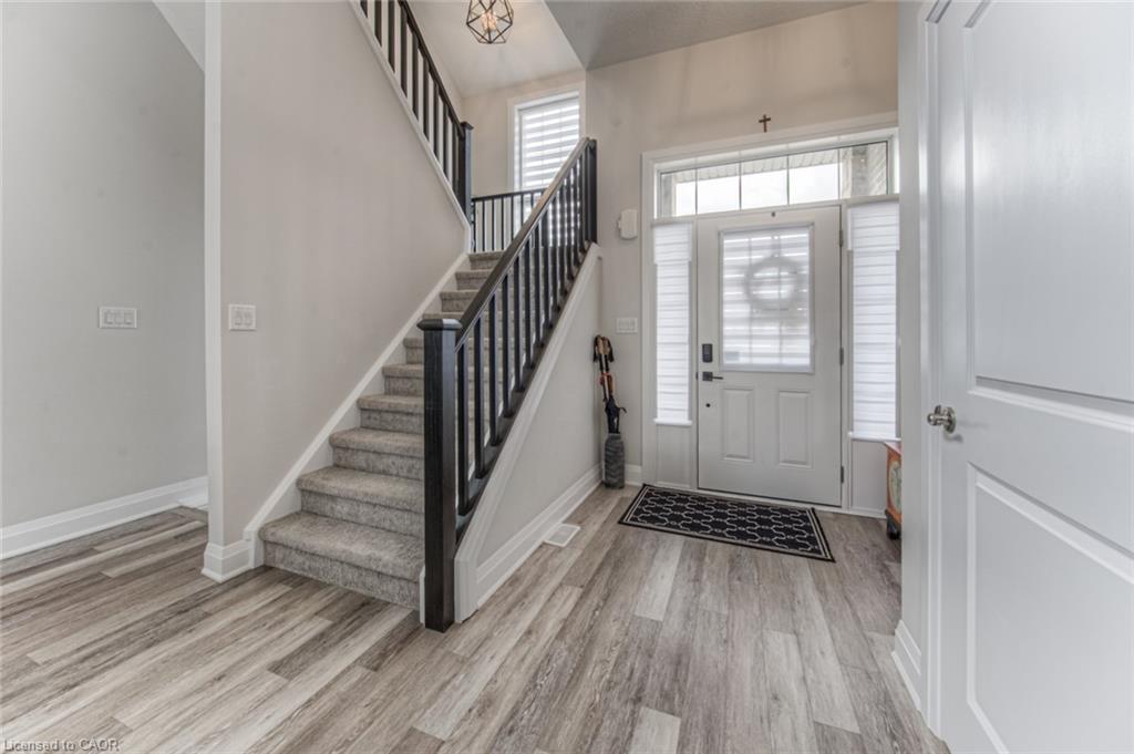 582 Mayapple Street, Waterloo, ON - Indoor Photo Showing Other Room