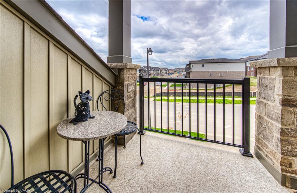 582 Mayapple Street, Waterloo, ON - With Exterior