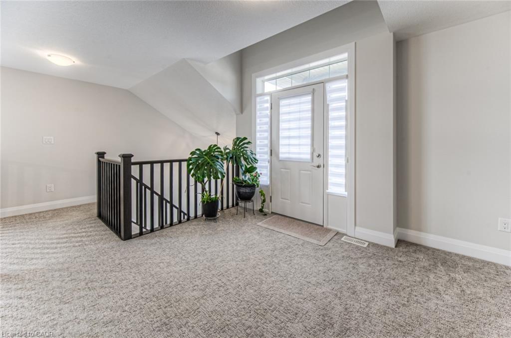 582 Mayapple Street, Waterloo, ON - Indoor Photo Showing Other Room