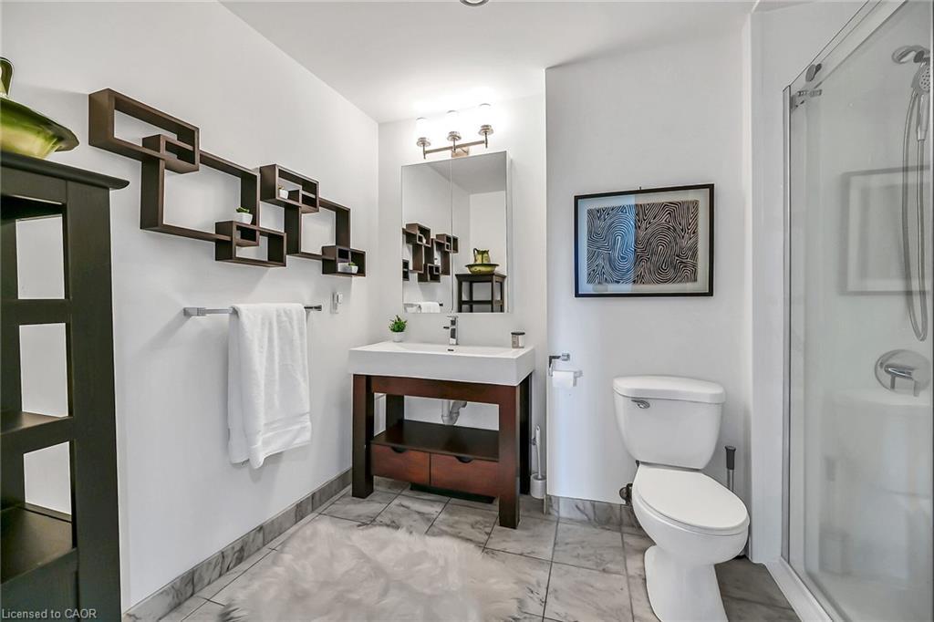 Ph41-86 Herkimer Street, Hamilton, ON - Indoor Photo Showing Bathroom