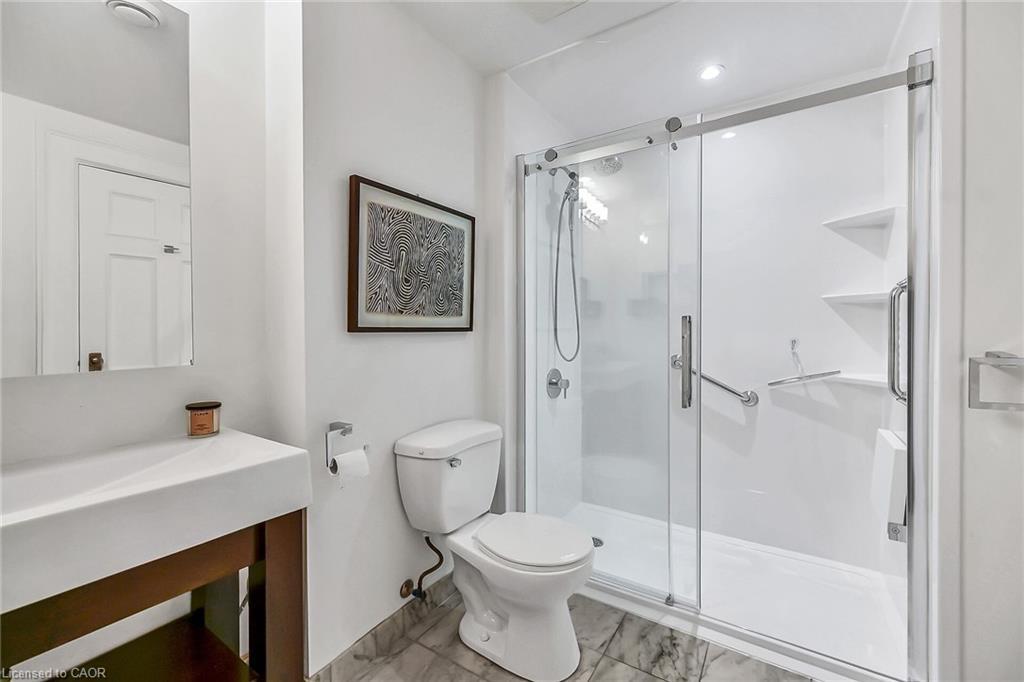 Ph41-86 Herkimer Street, Hamilton, ON - Indoor Photo Showing Bathroom