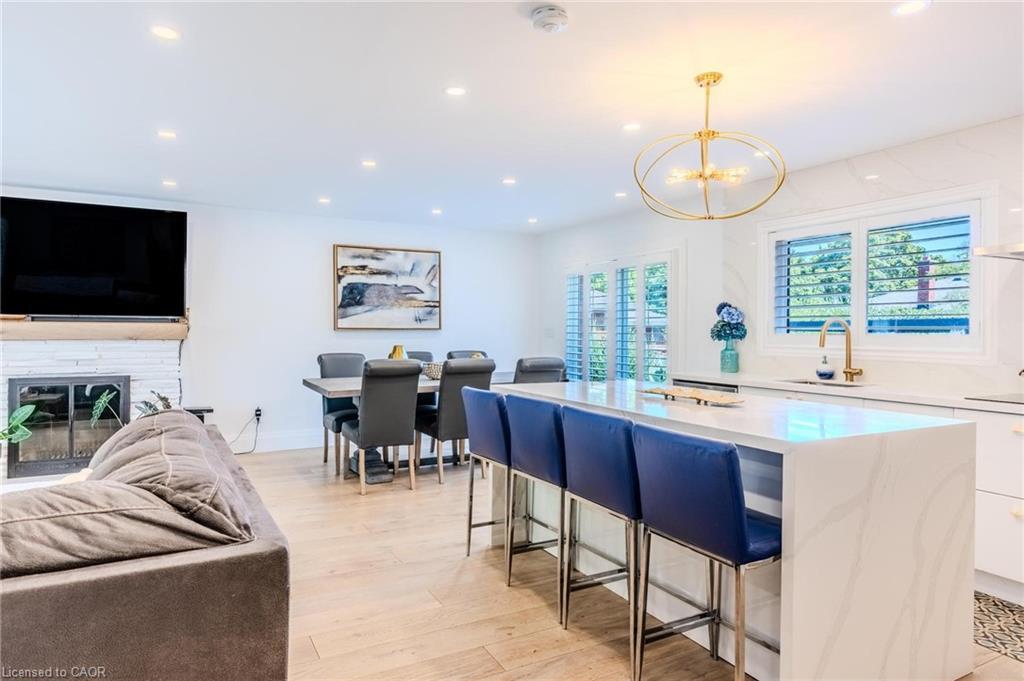 23 West Hampton Road, St. Catharines, ON - Indoor With Fireplace