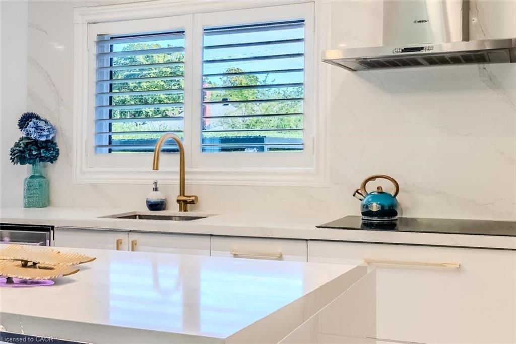 23 West Hampton Road, St. Catharines, ON - Indoor