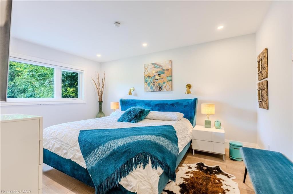 23 West Hampton Road, St. Catharines, ON - Indoor Photo Showing Bedroom