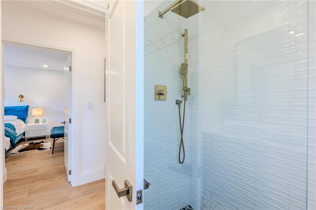 23 West Hampton Road, St. Catharines, ON - Indoor Photo Showing Other Room