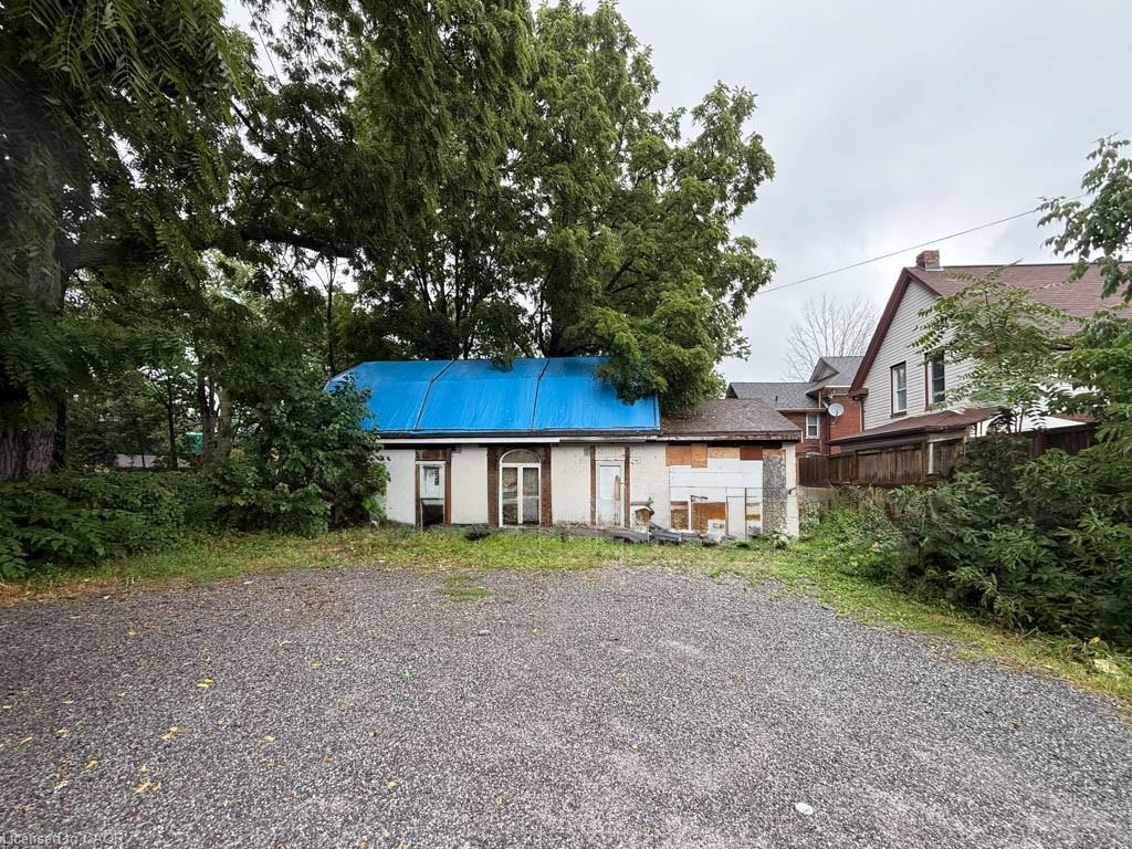 4405 Simcoe Street, Niagara Falls, ON - Outdoor