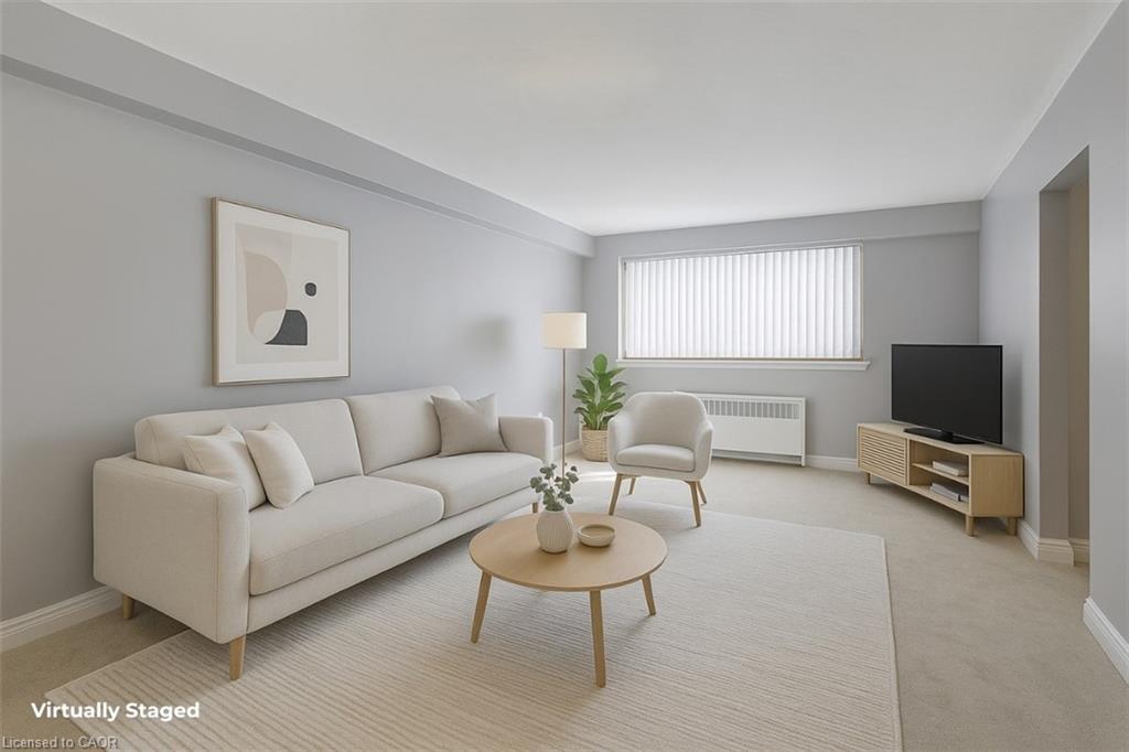 1-2418 New Street, Burlington, ON - Indoor Photo Showing Living Room