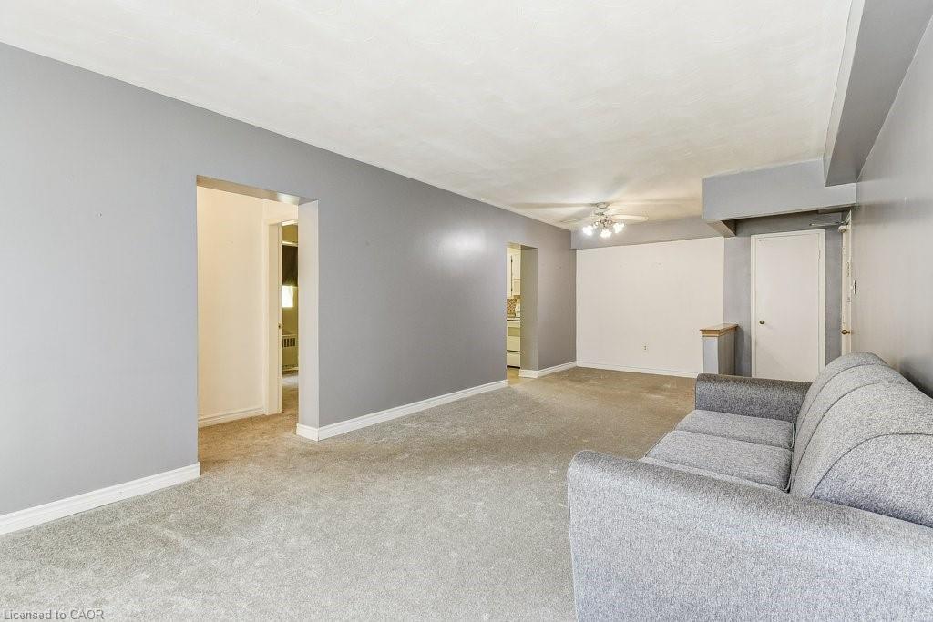 1-2418 New Street, Burlington, ON - Indoor