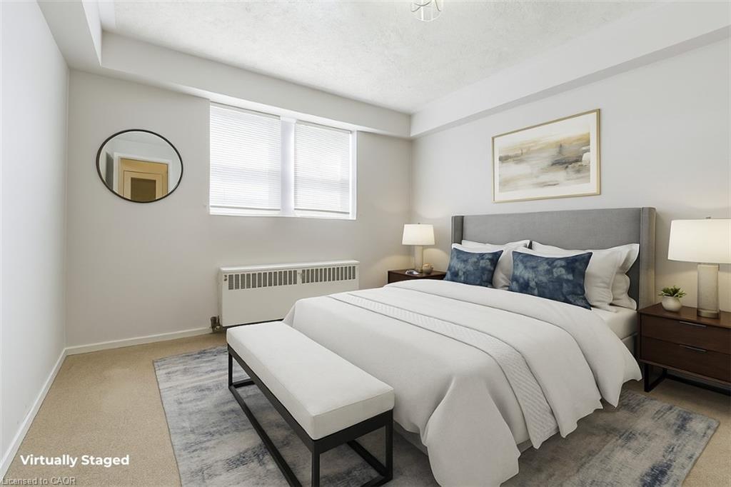 1-2418 New Street, Burlington, ON - Indoor Photo Showing Bedroom