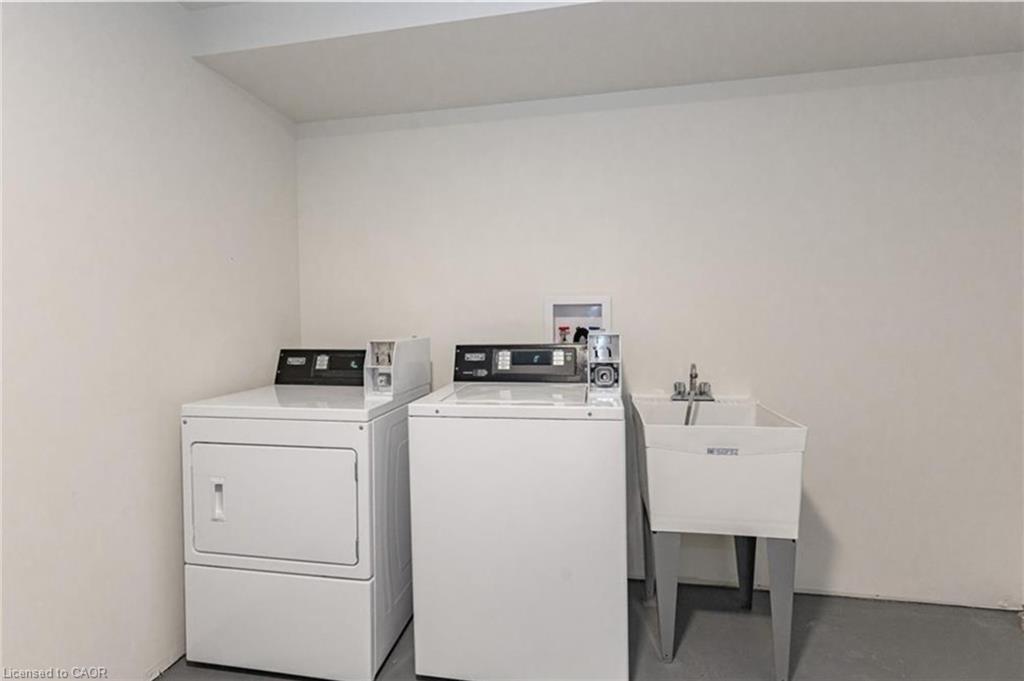 1C-36 Grant Avenue, Hamilton, ON - Indoor Photo Showing Laundry Room