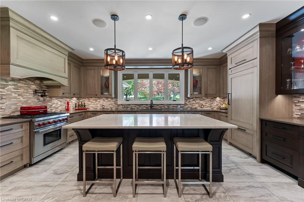 25 Sunset Drive, Simcoe, ON - Indoor Photo Showing Kitchen With Upgraded Kitchen